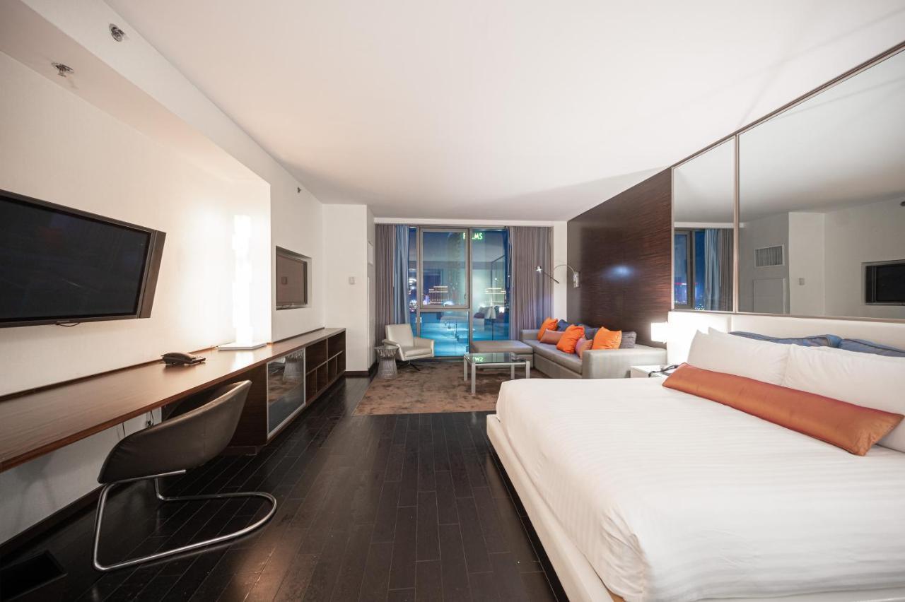 Stripviewsuites Two-bedroom Conjoined At Palms Place * Las Vegas