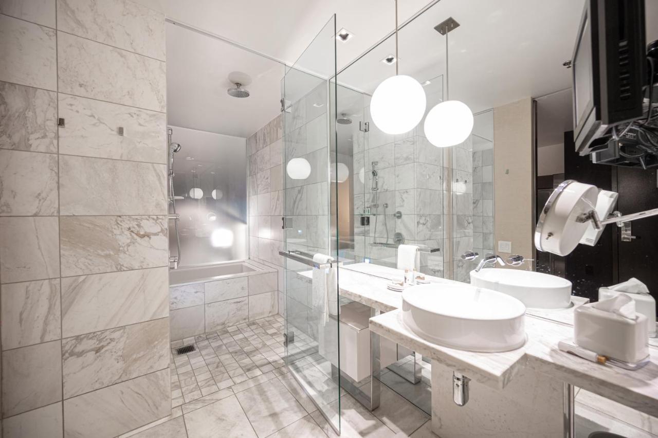 Stripviewsuites Two-bedroom Conjoined At Palms Place Las Vegas