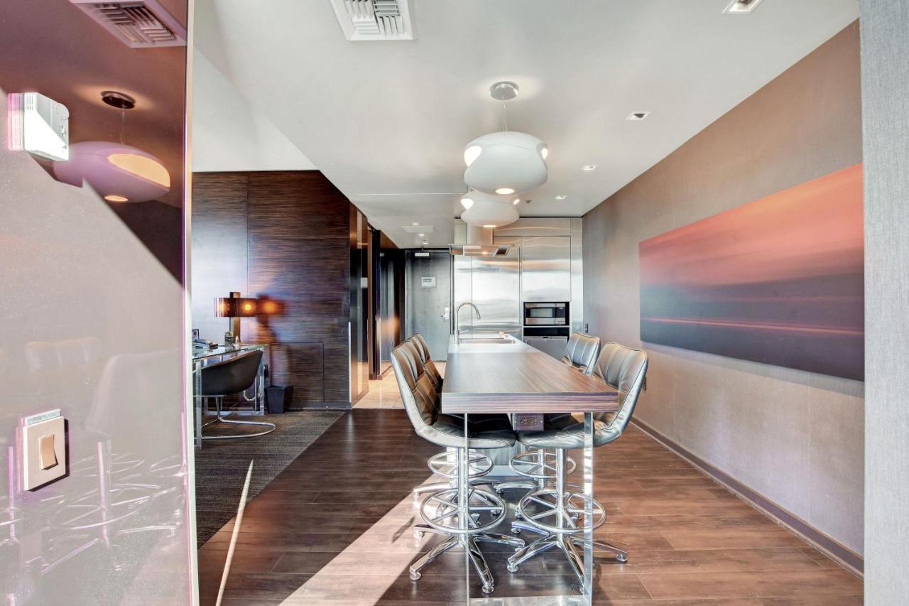 Private Luxury Panoramic At Palms Place *