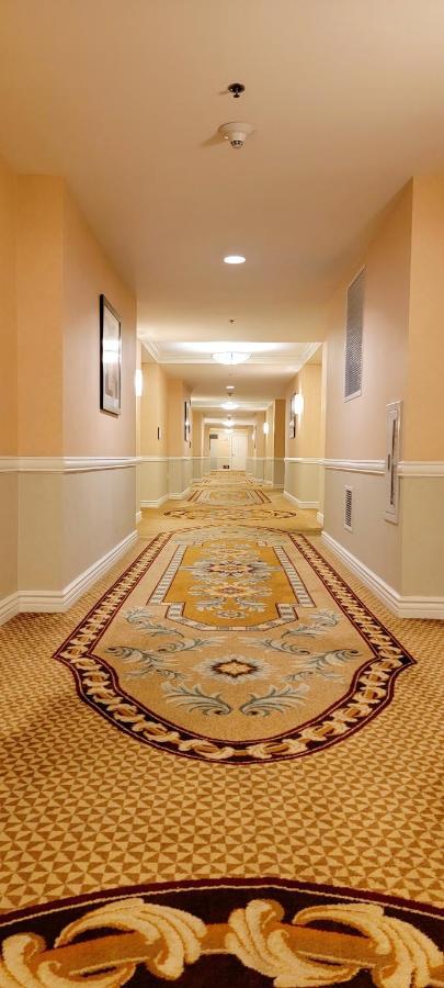 Awesome The Signature Mgm With Strip View. No Fee! Apartment