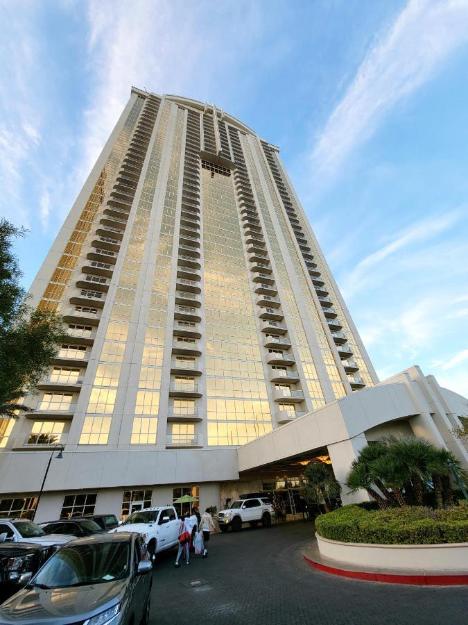 Awesome The Signature Mgm With Strip View. No Fee! * Las Vegas