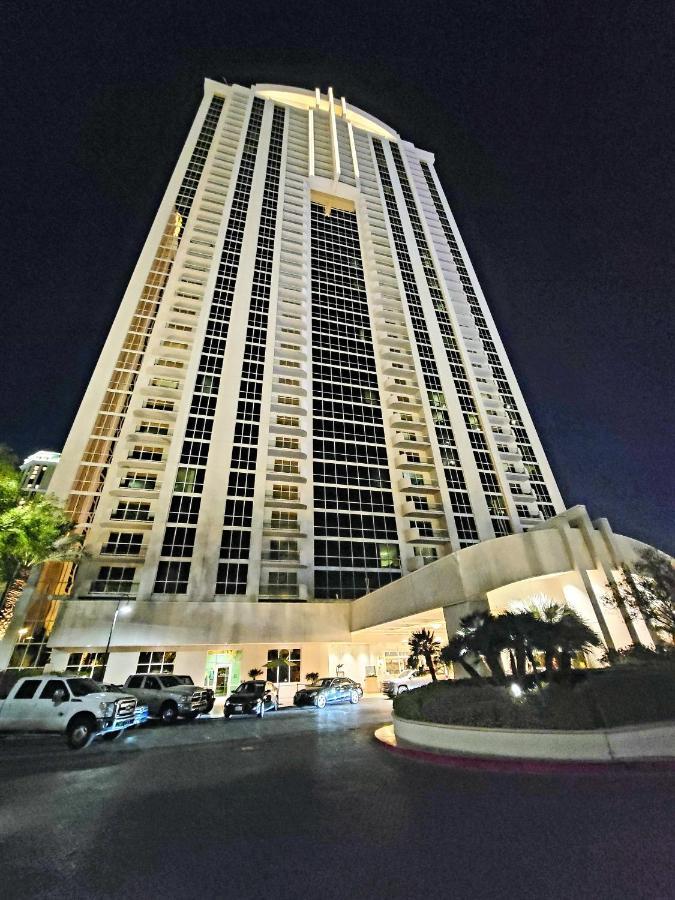 Awesome The Signature Mgm With Strip View. No Fee!