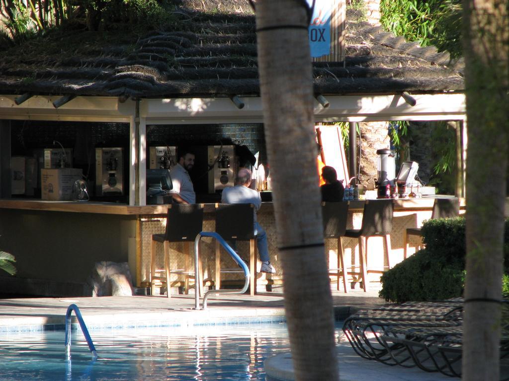At Tahiti Village And Spa-no Fee