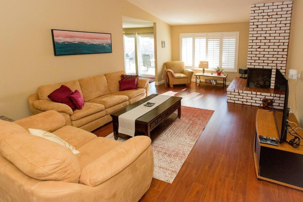 Cozy In Quiet Neighborhood * Las Vegas