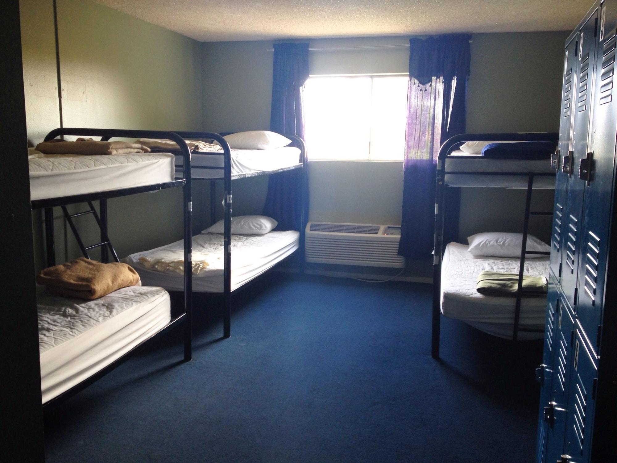 Vegas Hostal *
