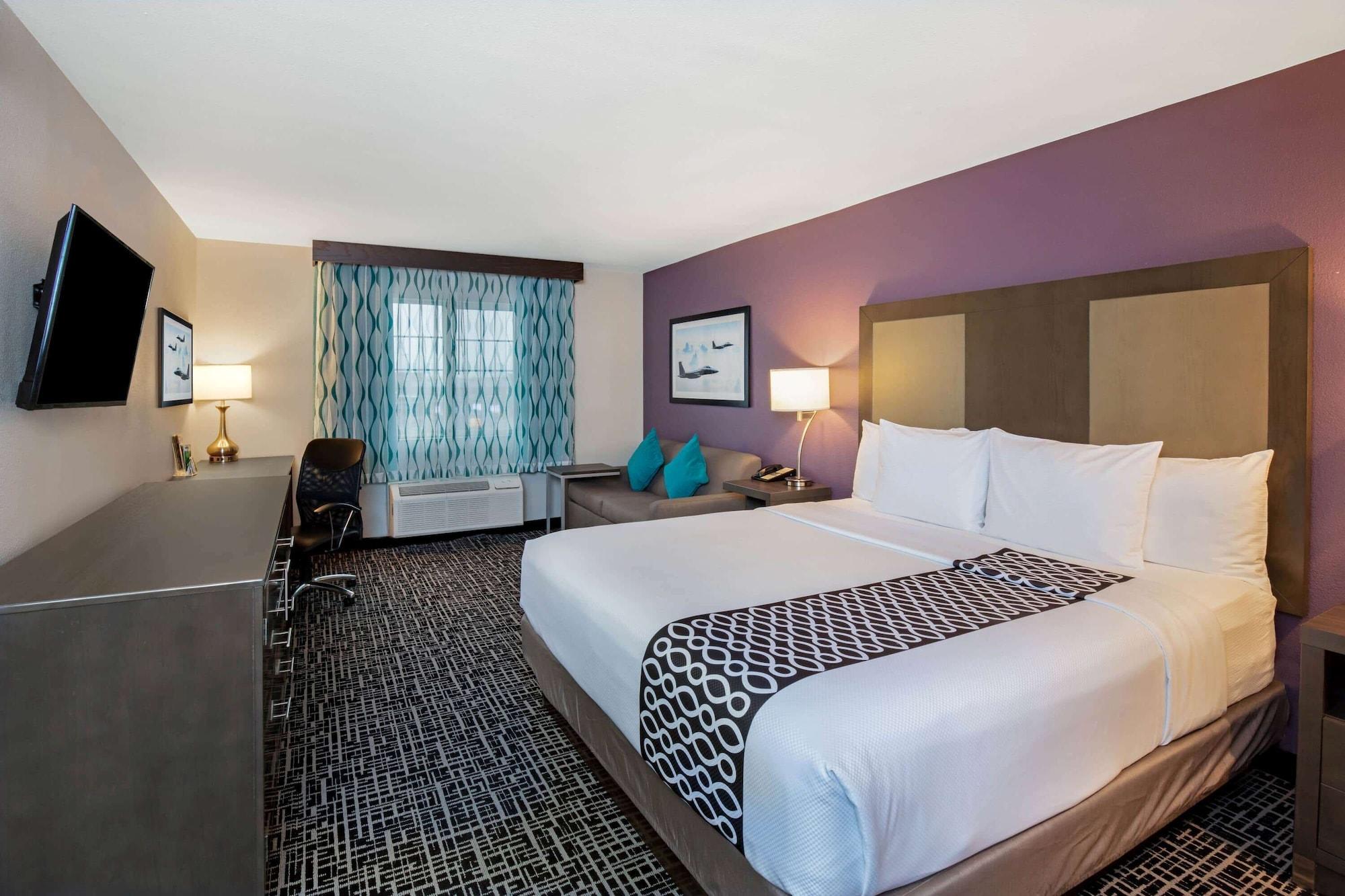 Hotel La Quinta & By Wyndham Nellis