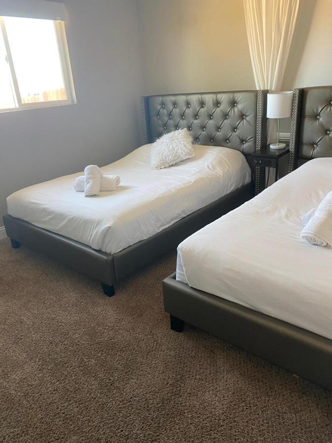 Vegas Beautiful House Holiday home Las Vegas
