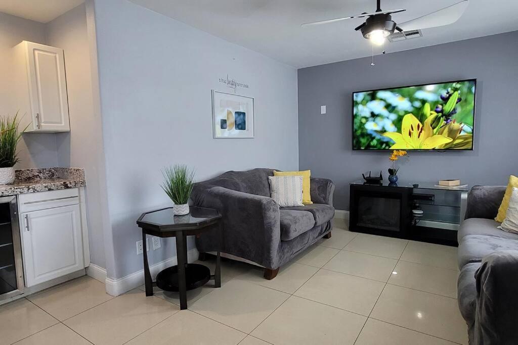 Holiday home K - Fully Remodeled And Professionally Decorated Las Vegas