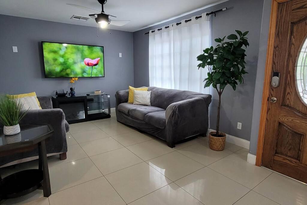 Holiday home K - Fully Remodeled And Professionally Decorated