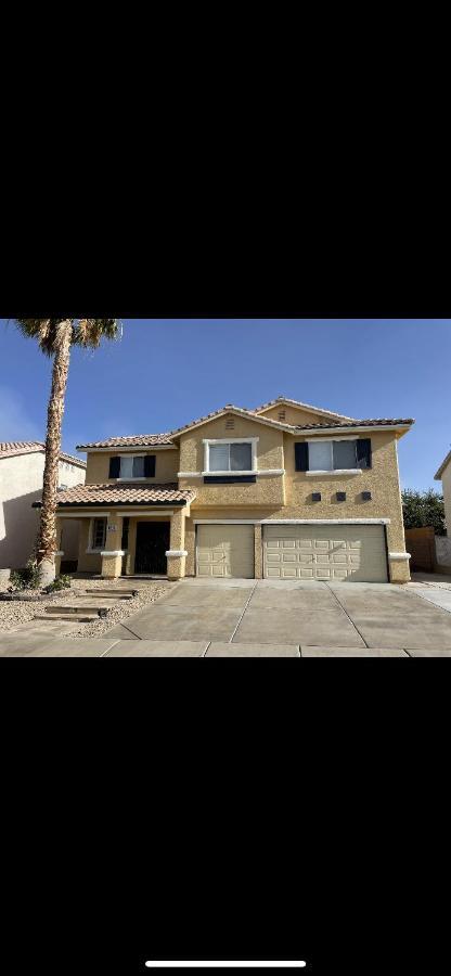 Holiday home Gorgeous Henderson With Pool!