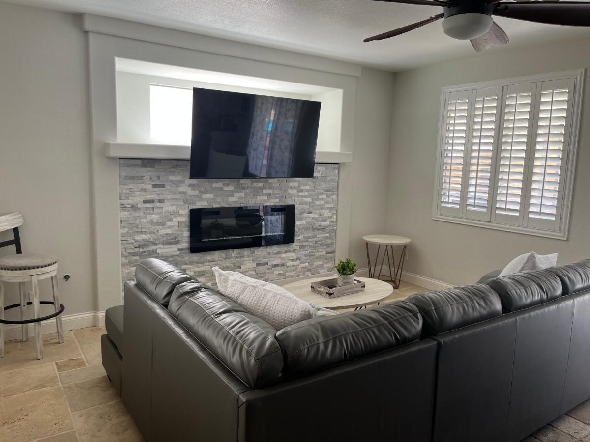 Holiday home Gorgeous Henderson With Pool! *