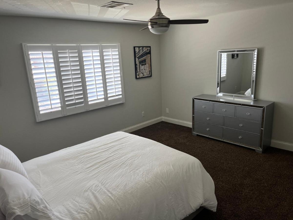 Holiday home Gorgeous Henderson With Pool! *
