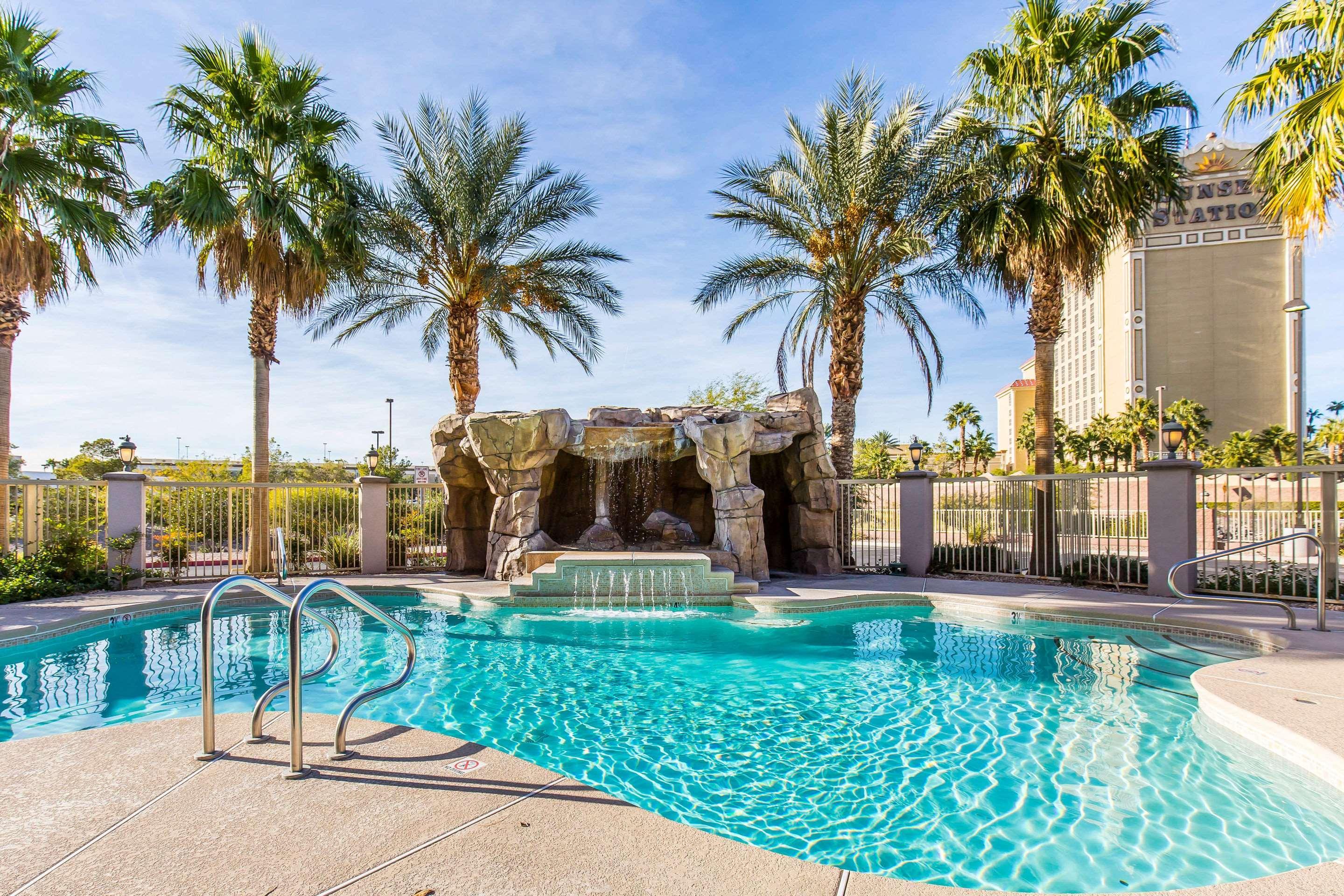 Comfort & Henderson - Hotel Las Vegas
