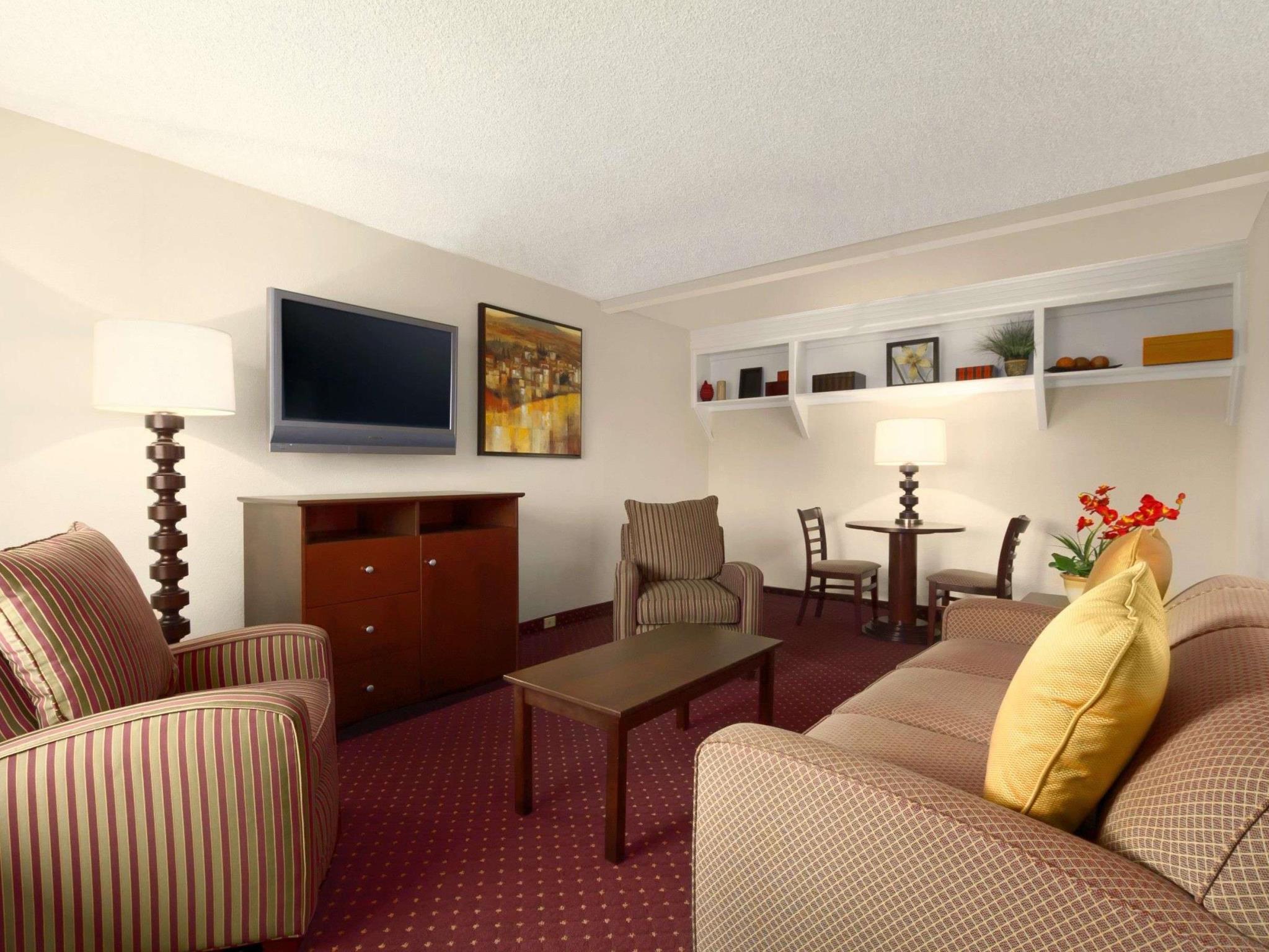 Days By Wyndham Vegas Wild Wild West Gambling Hall 3*