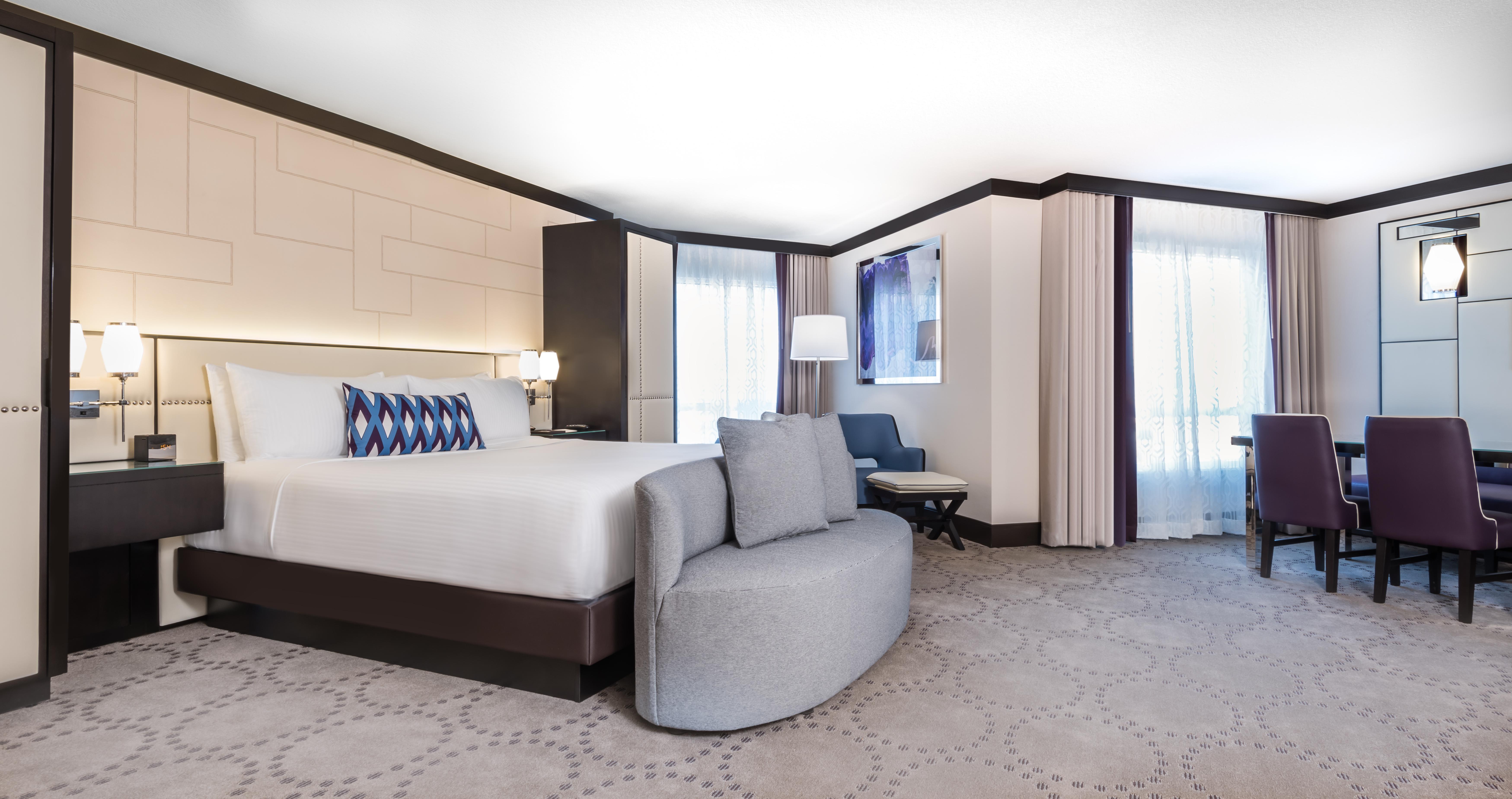 Harrah's Vegas & Casino Resort