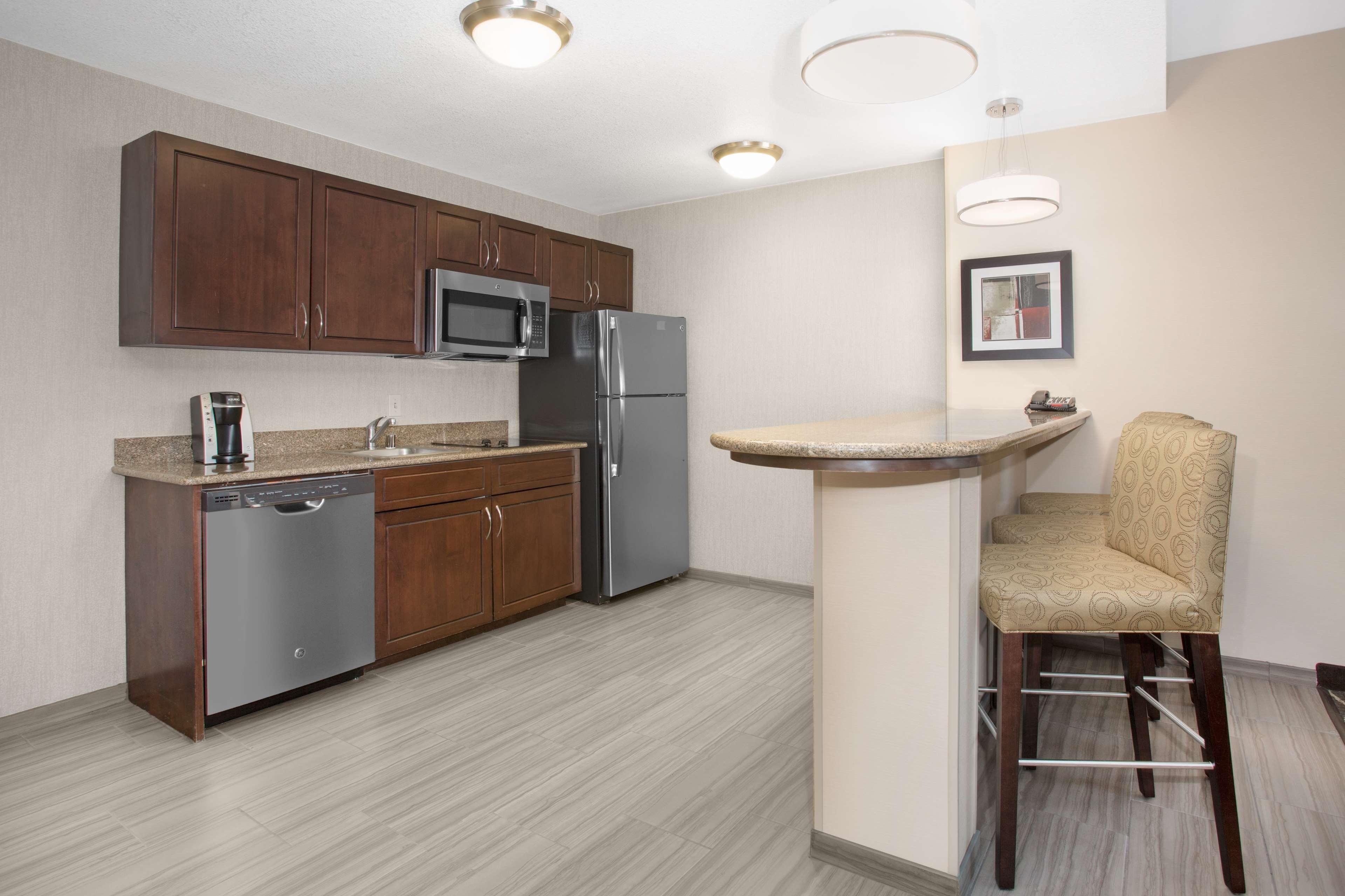 Hotel Homewood By Hilton South