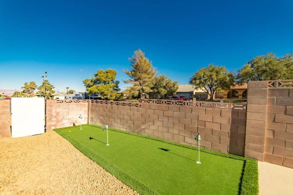 Stunning Renovated Home, Pool And Heated Vakantiehuis