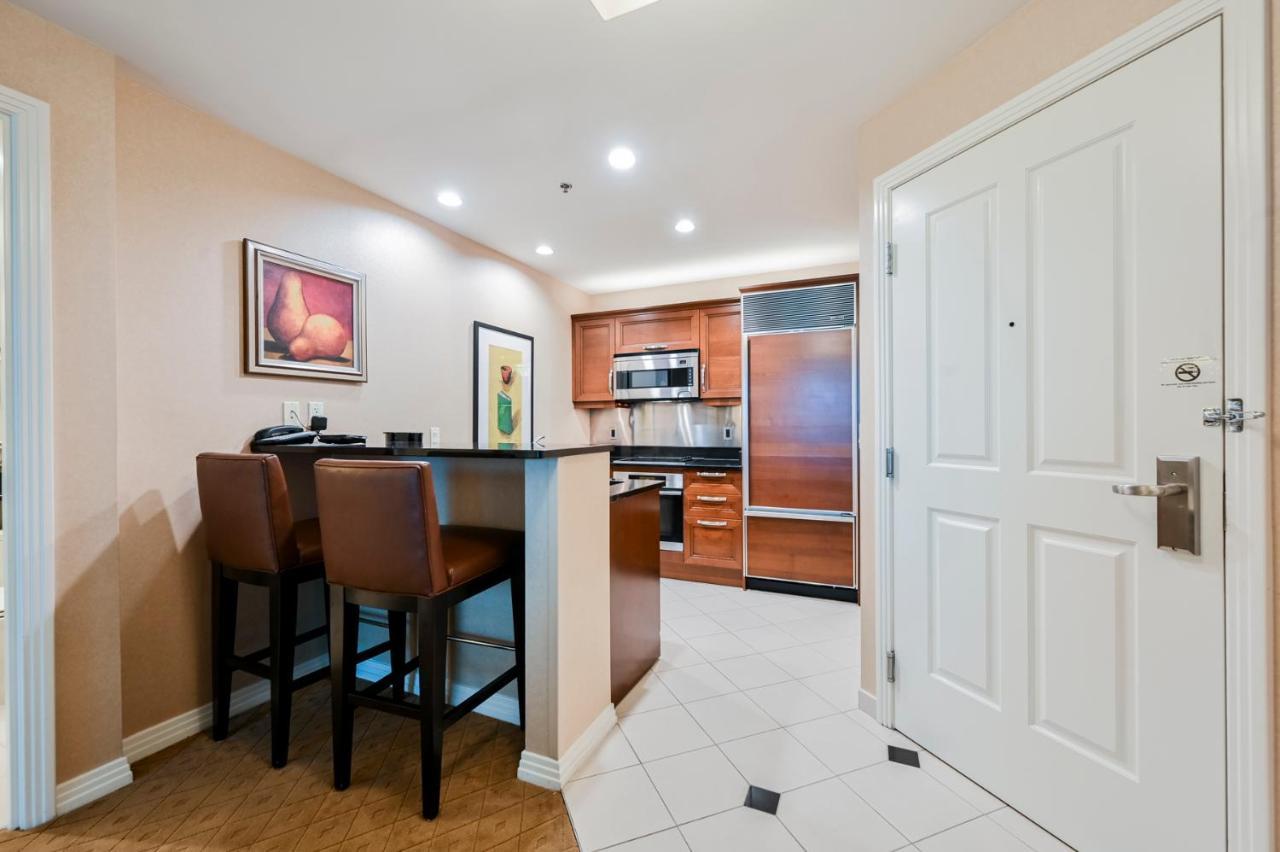Aparthotel Stripviewsuites Two-bedroom Conjoined At Signature Mgm Las Vegas