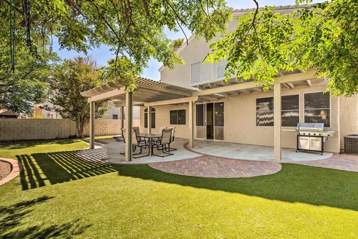 A Beautiful House With Hot Tub, Grill & Games! * Las Vegas