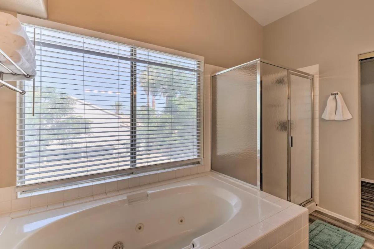 A Beautiful House With Hot Tub, Grill & Games!