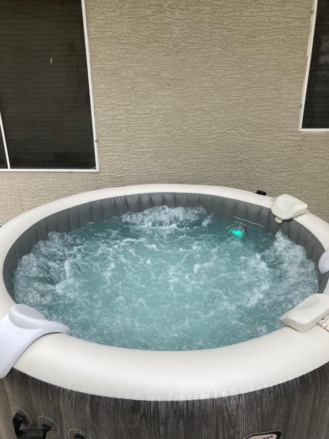 A Beautiful House With Hot Tub, Grill & Games!