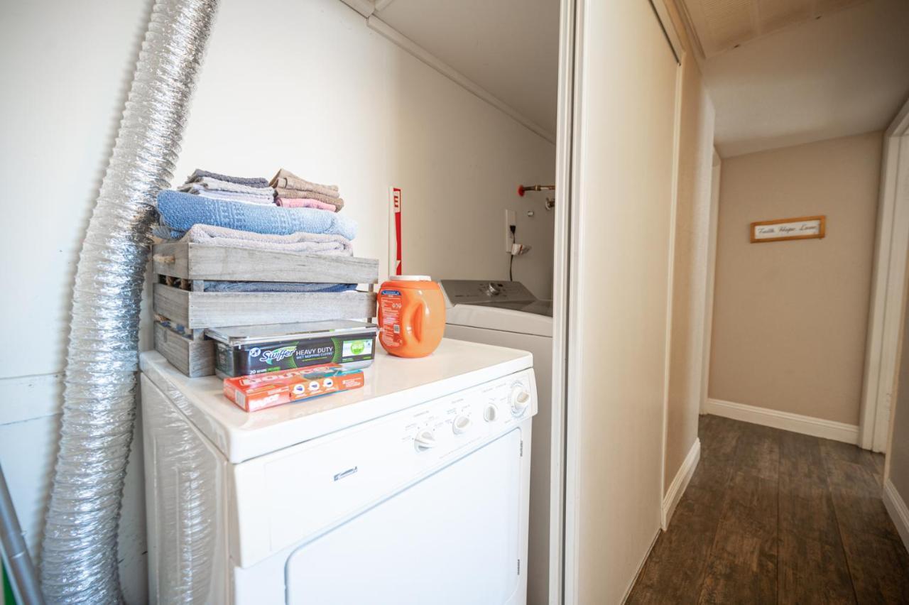 Charming 2 Bedroom House Holiday home Las Vegas