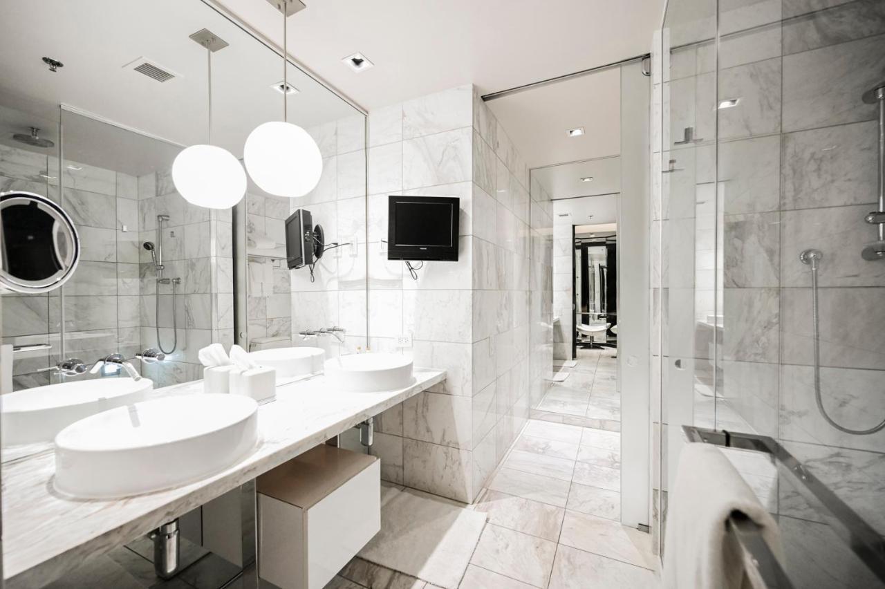 Stripviewsuites Two-bedroom Conjoined At Palms Place Aparthotel *