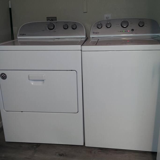 New Beautifully Remodeled In Vegas *