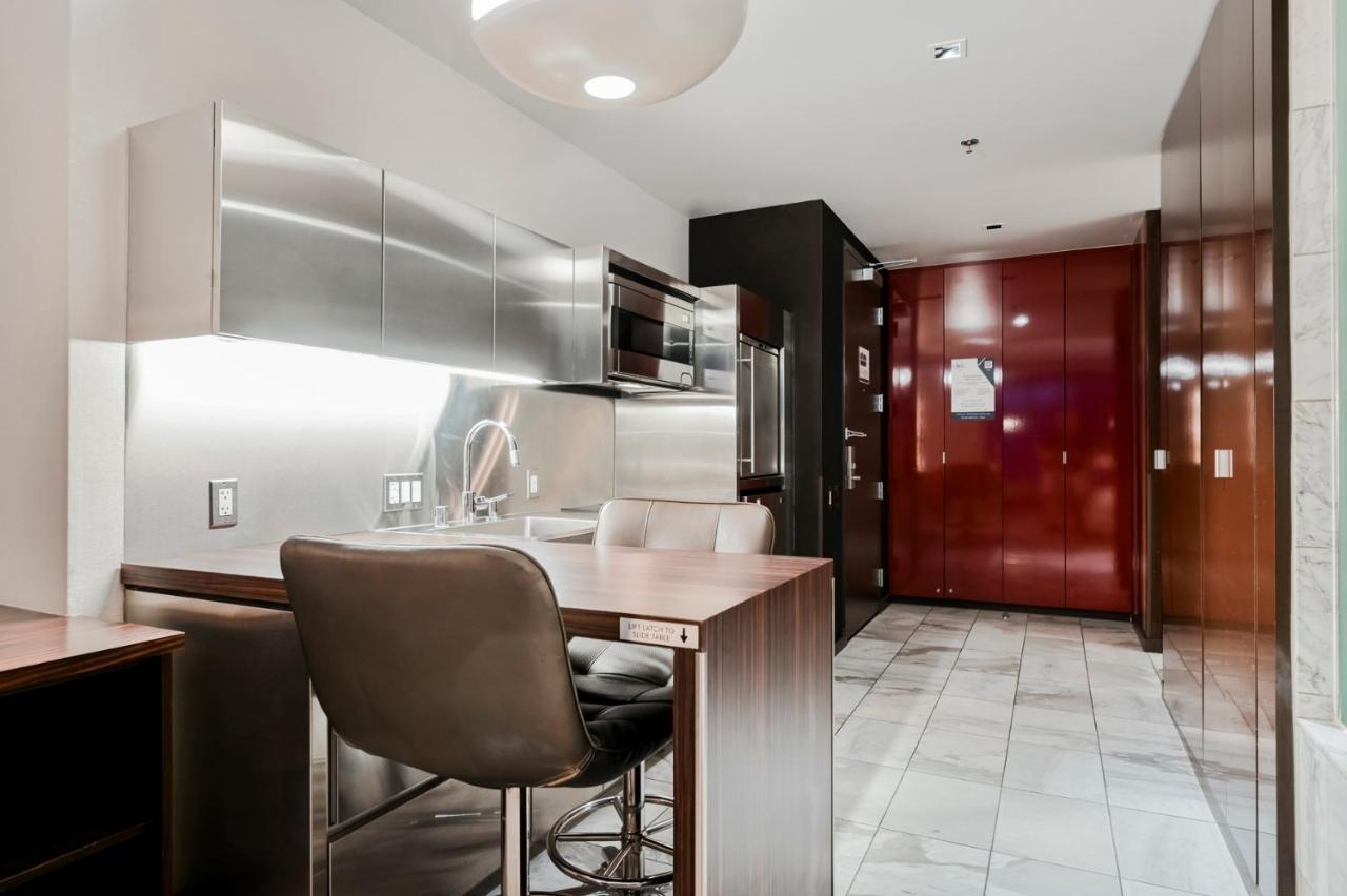 Aparthotel Stripviewsuites Two-bedroom Con-joined Exclusive