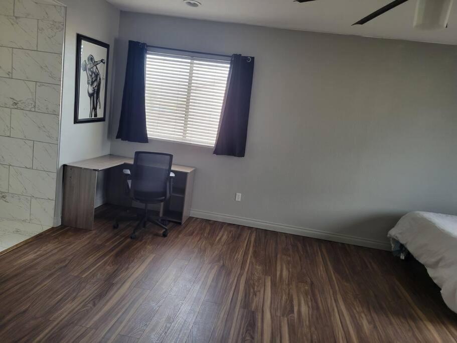 5 Bed- Strip 8mil, Dwntown 4.5mi Ferienhaus Las Vegas