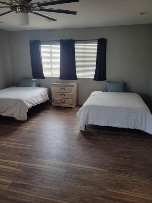 5 Bed- Strip 8mil, Dwntown 4.5mi Ferienhaus *