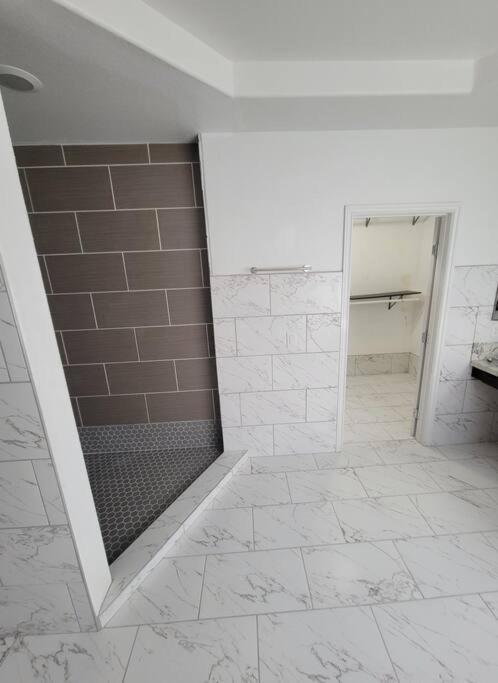 Ferienhaus 5 Bed- Strip 8mil, Dwntown 4.5mi *
