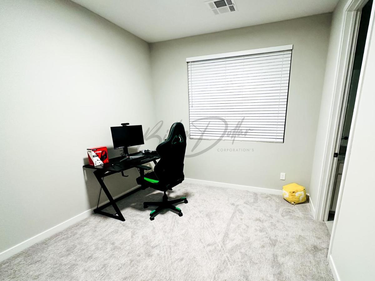 The Ultimate Gaming House! Сasa de vacaciones *