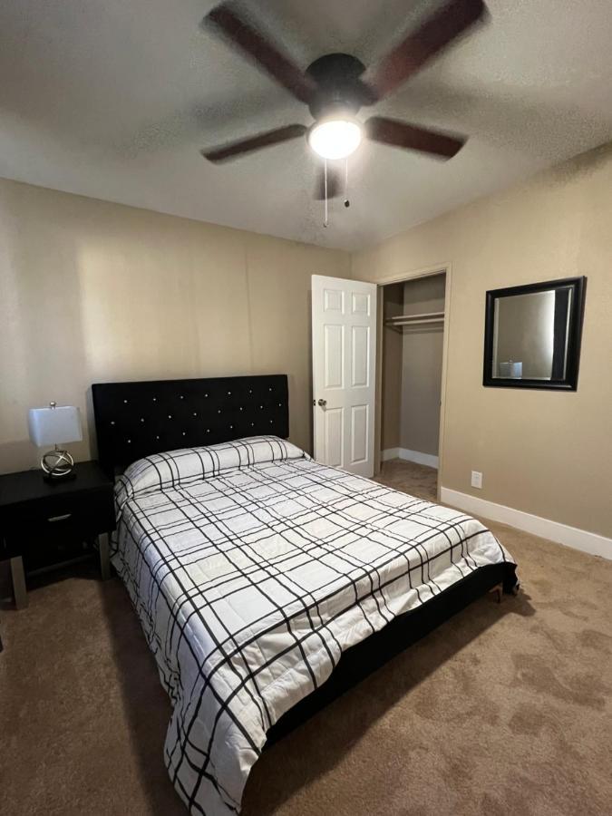 3 Bedroom Flat W/ Private Yard