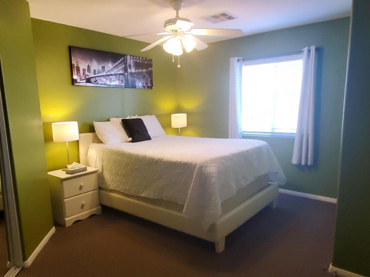 Holiday home Grant's Family Home, Sleeps 16 Guests