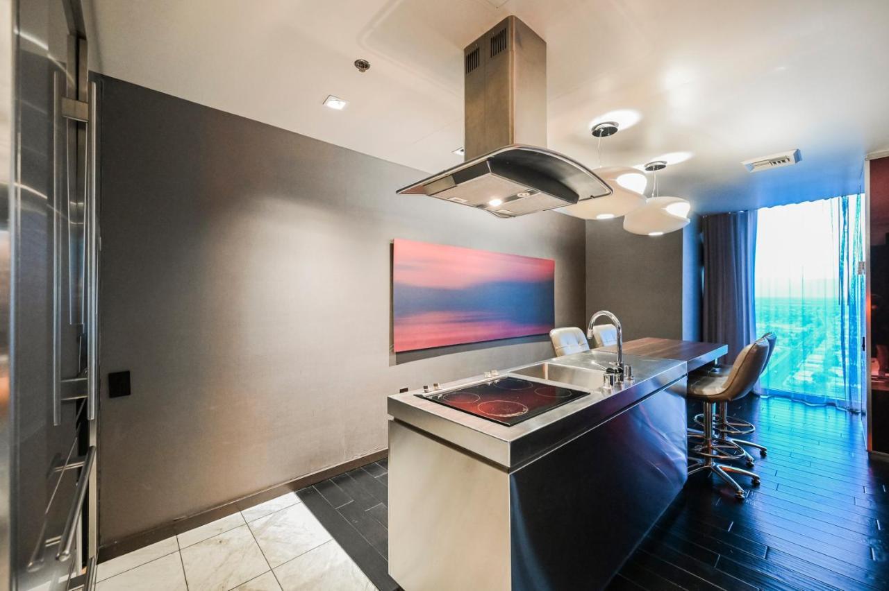 Stripviewsuites Two-bedroom Conjoined At Palms Place Las Vegas