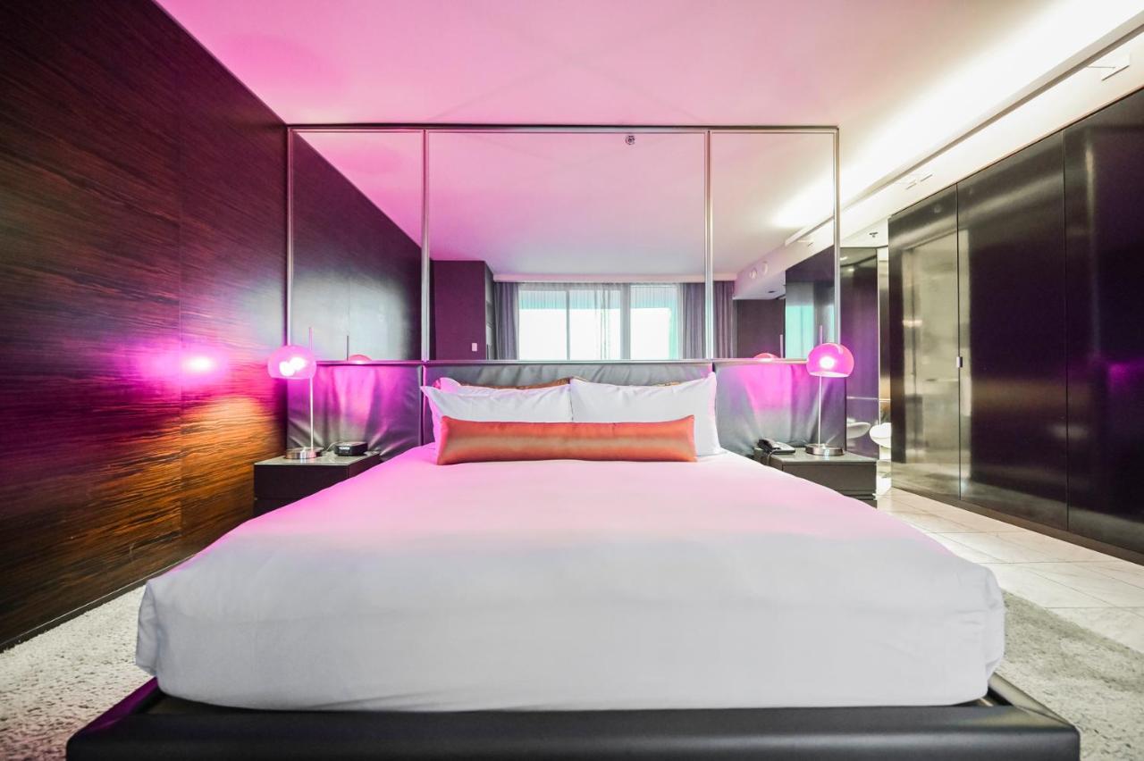 Stripviewsuites Two-bedroom Conjoined At Palms Place * Las Vegas