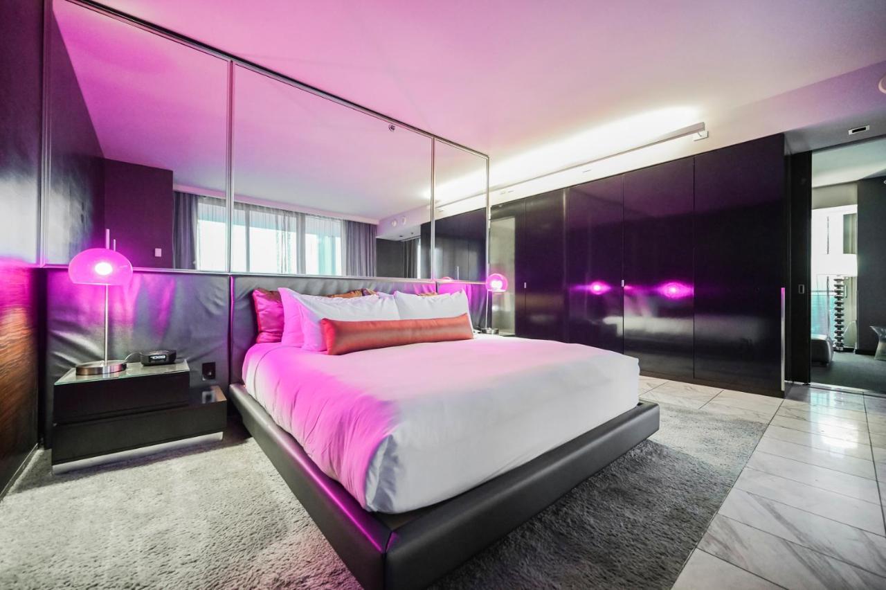Stripviewsuites Two-bedroom Conjoined At Palms Place