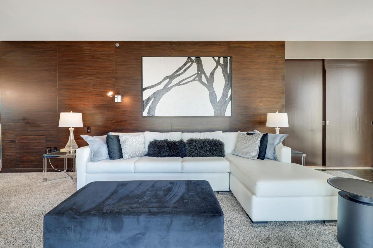 Vegas Palms High 52nd Fl. 1bdr Corner Penthouse 1220sqft Aparthotel