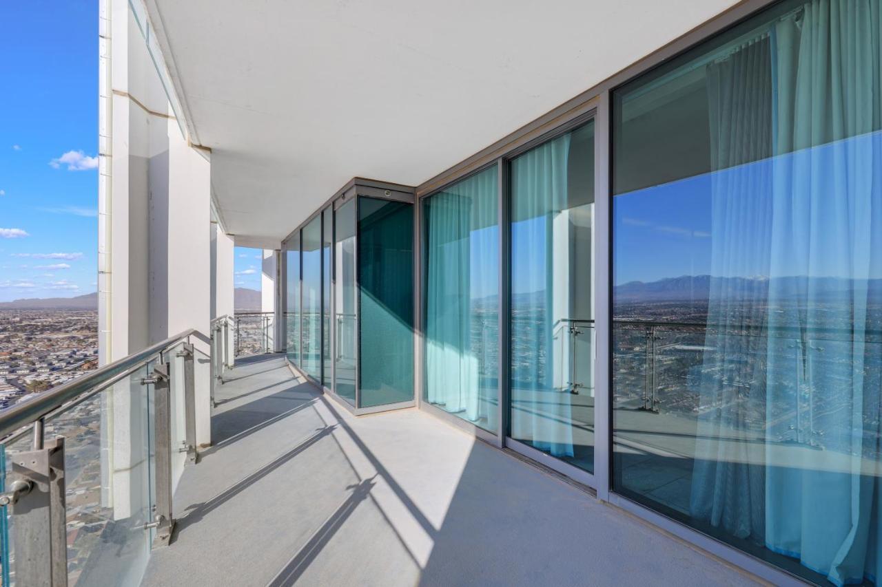 Aparthotel Vegas Palms High 52nd Fl. 1bdr Corner Penthouse 1220sqft