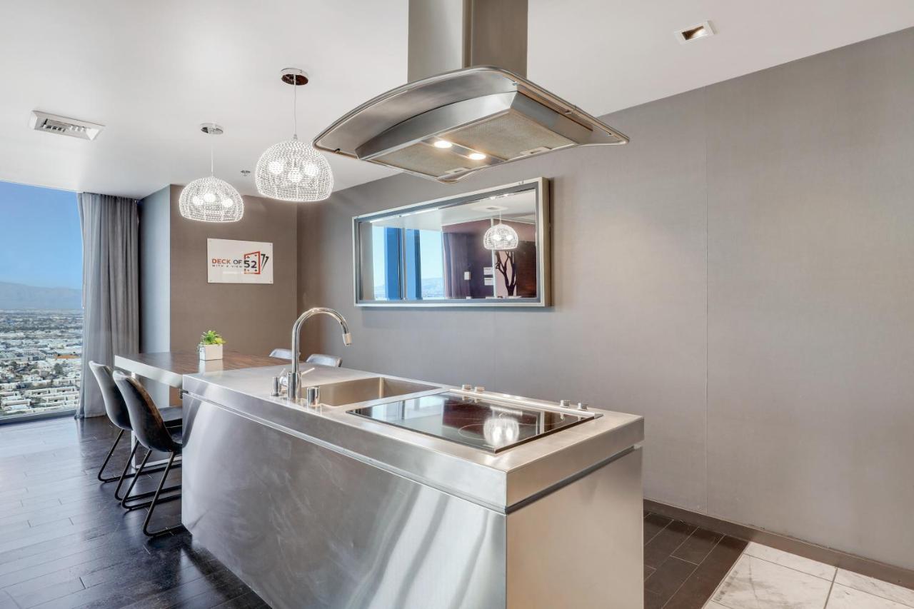 Vegas Palms High 52nd Fl. 1bdr Corner Penthouse 1220sqft Aparthotel