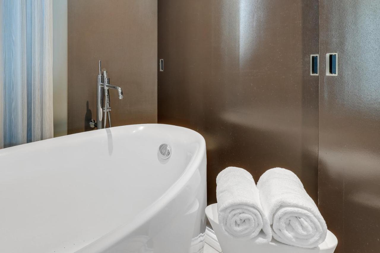 Aparthotel Vegas Palms High 52nd Fl. 1bdr Corner Penthouse 1220sqft *