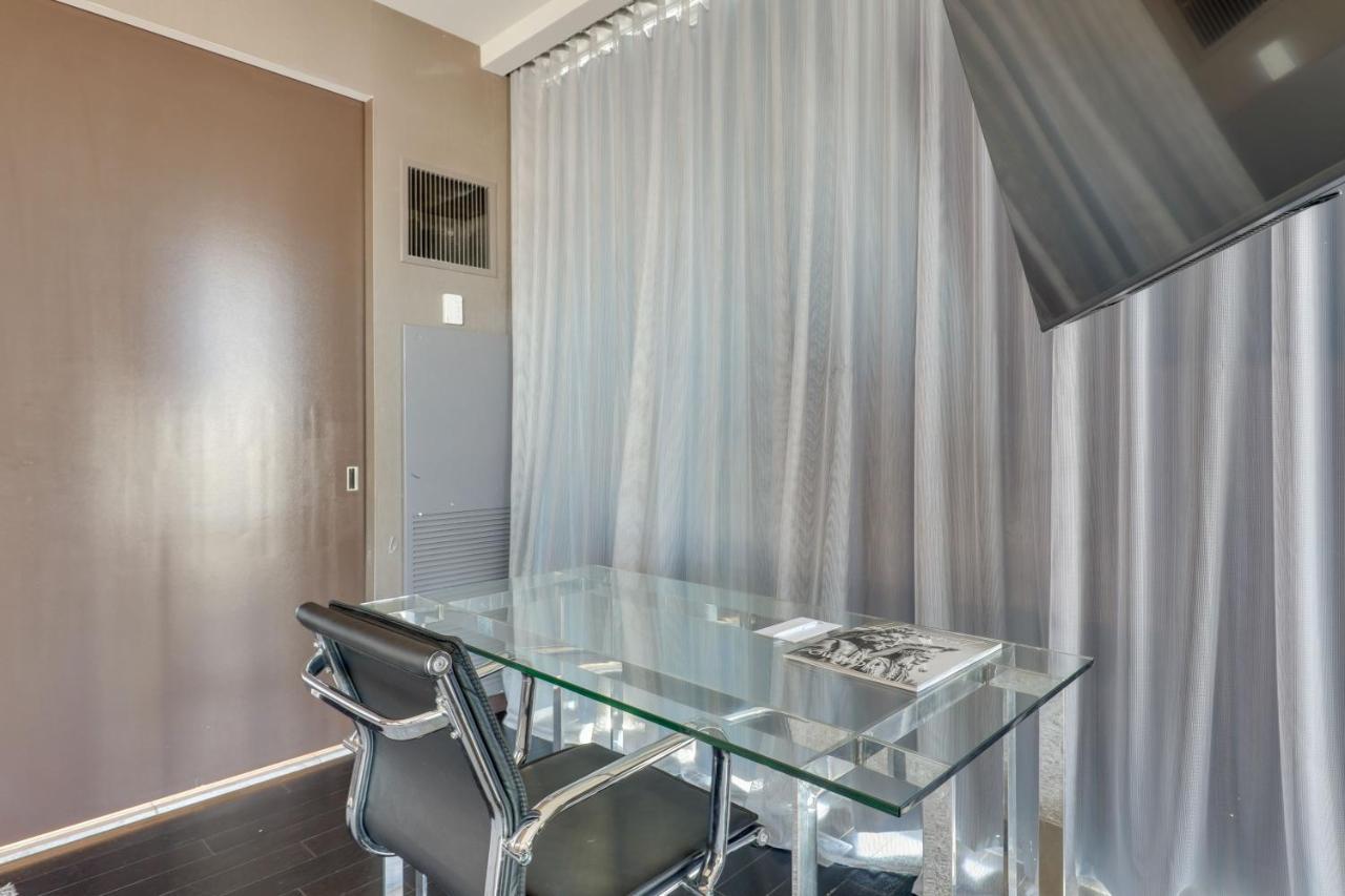 Aparthotel Vegas Palms High 52nd Fl. 1bdr Corner Penthouse 1220sqft *