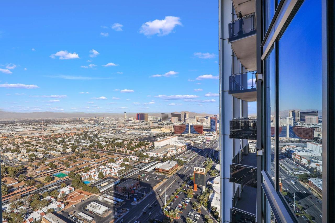 Vegas Palms High 52nd Fl. 1bdr Corner Penthouse 1220sqft