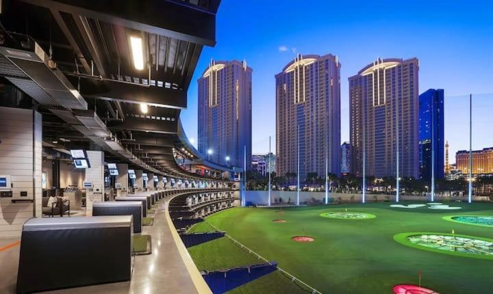 Mgm Signature Towers, Balcony Suite, Strip View - No Fees! *