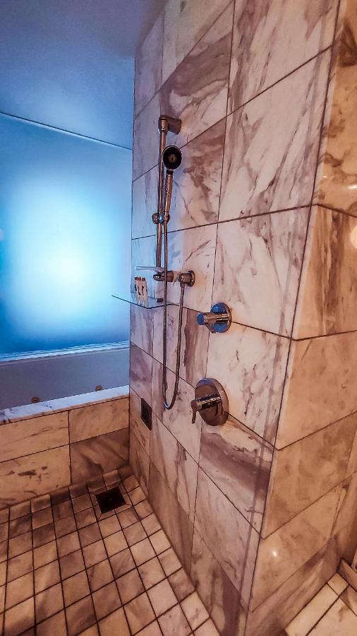 Luxury 53rd Flr With Amazing Sunset View & Balcony No Refee At Palms Place Aparthotel