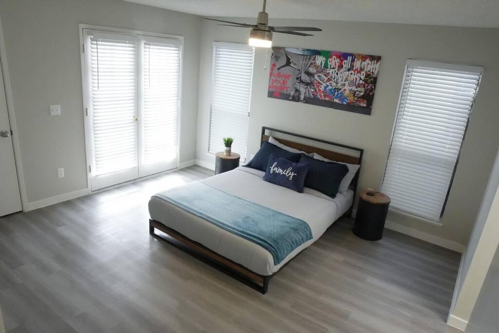 2 Bedroom Minutes From Vegas Strip And Airport