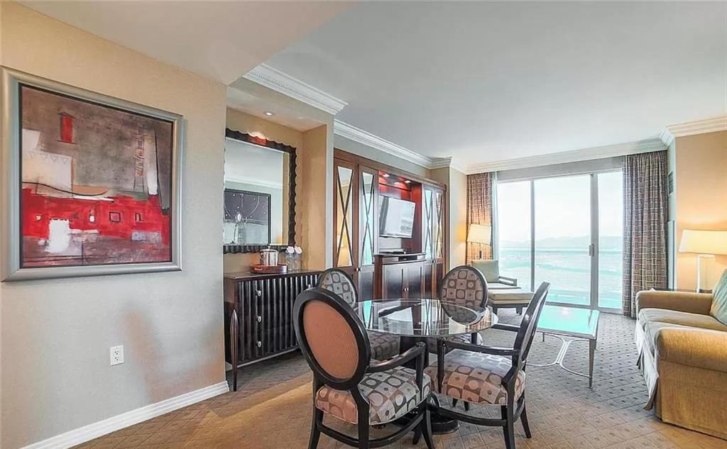 Mgm Signature Large Corner Balcony #4f7 Aparthotel *