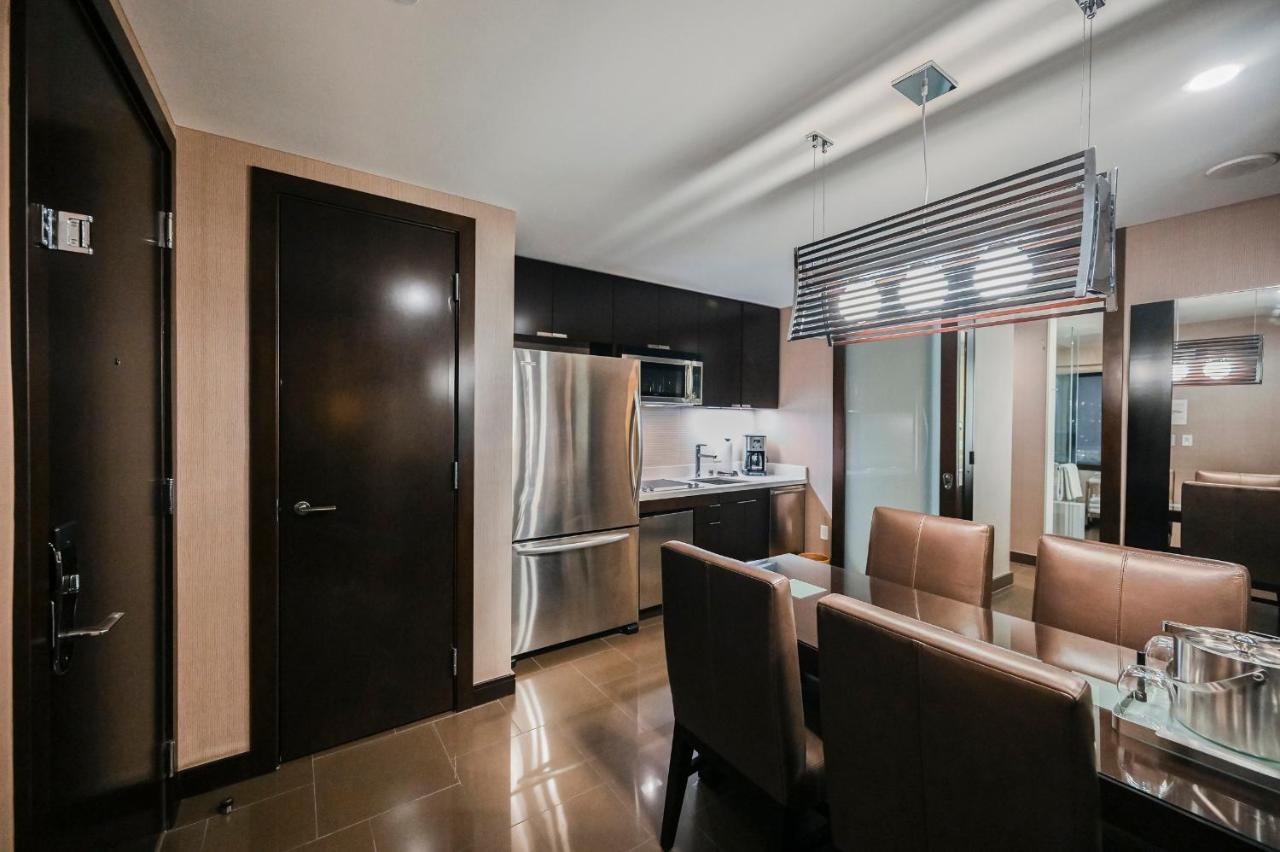 Aparthotel Stripviewsuites At Vdara