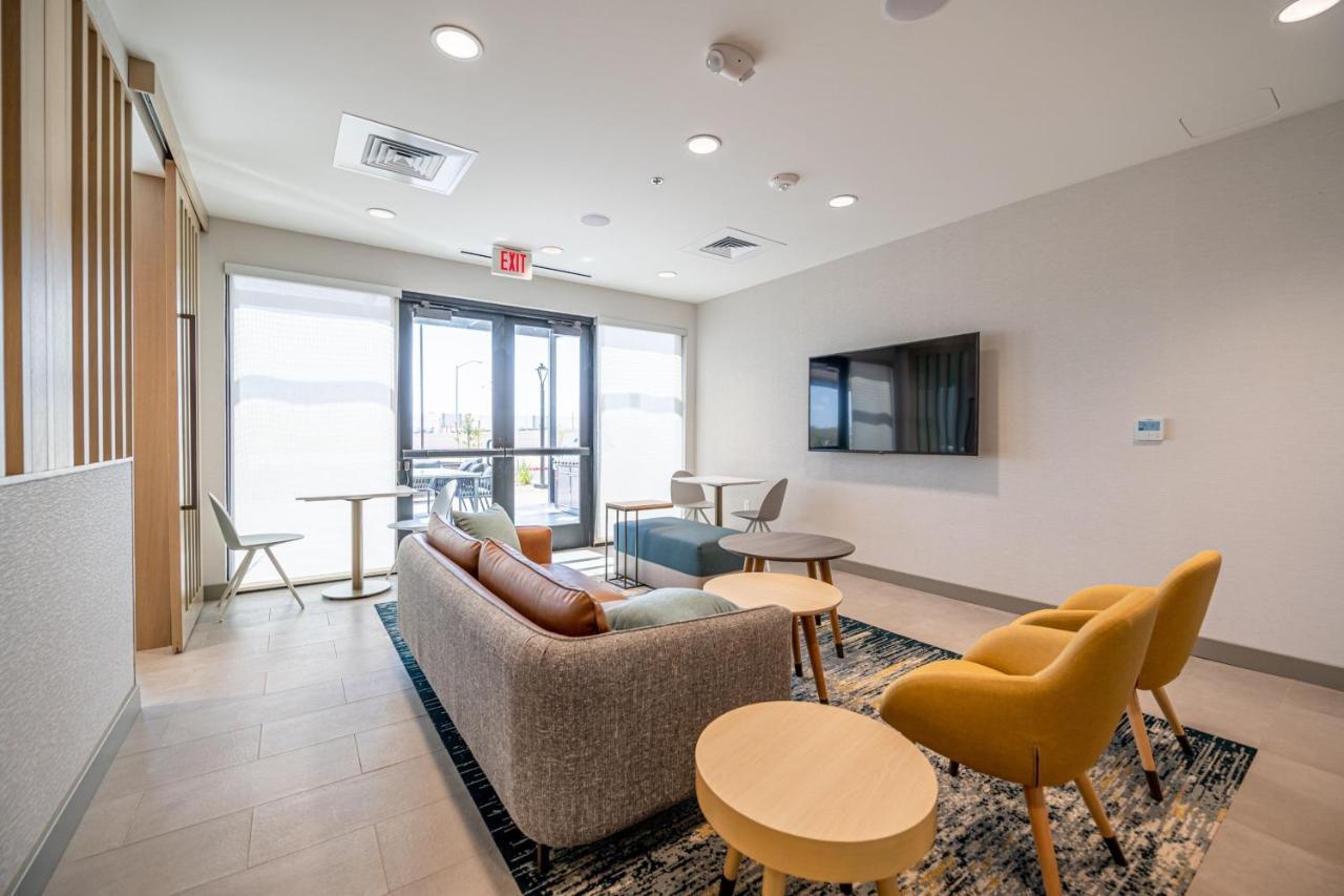Towneplace By Marriott Vegas North I-15